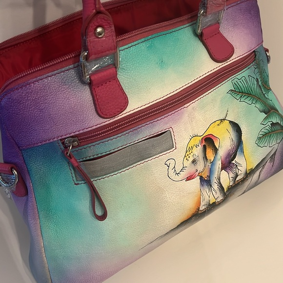 Sukriti Beautiful Bag - Picture 7 of 9